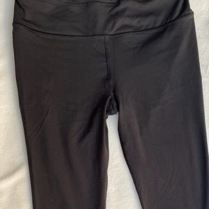 Victoria Secret Capri leggings